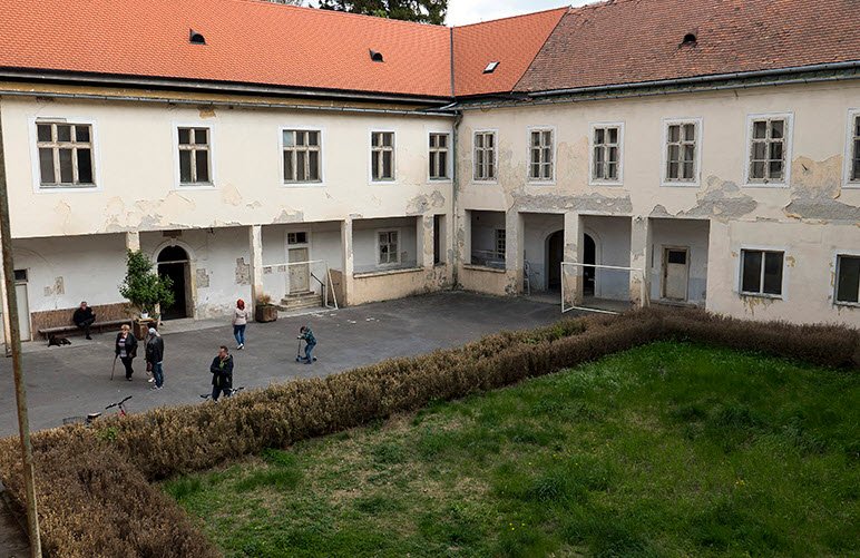 Apponyiho kaštieľ v Malinove, Malinovo, Slovakia, Slovakia